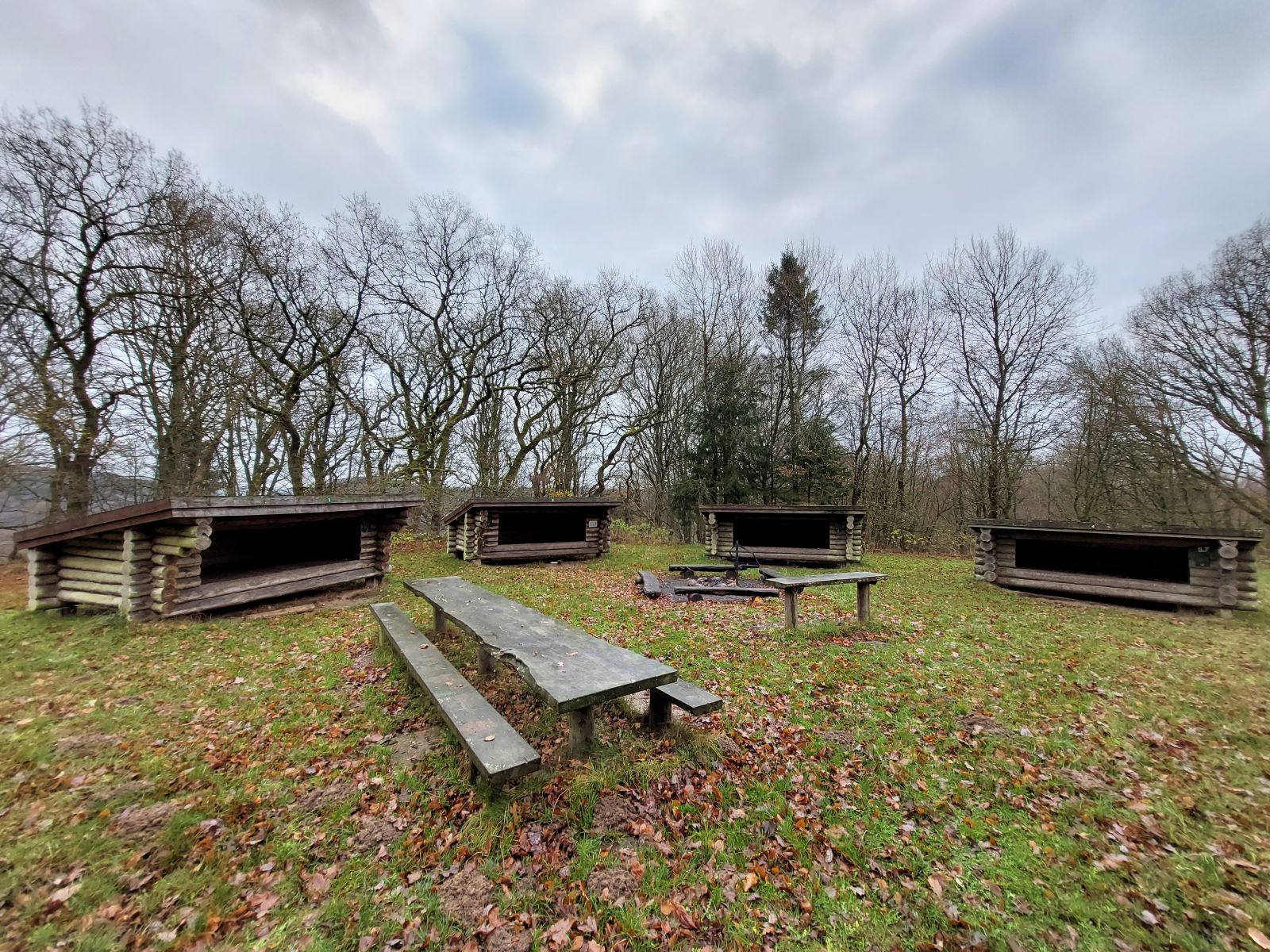 Bålplads ved Birkelund Shelterplads udinaturen dk