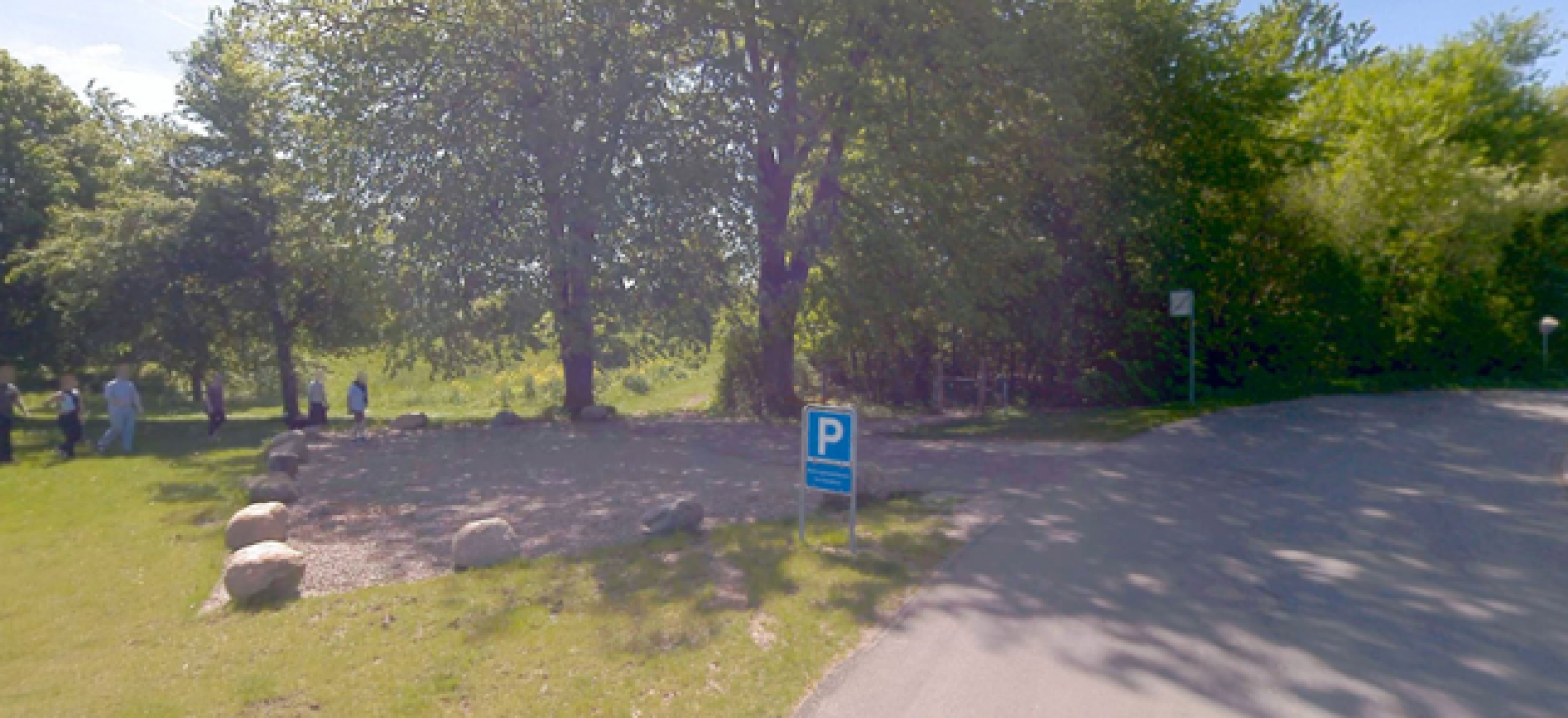 P-pladsen er grusbelagt