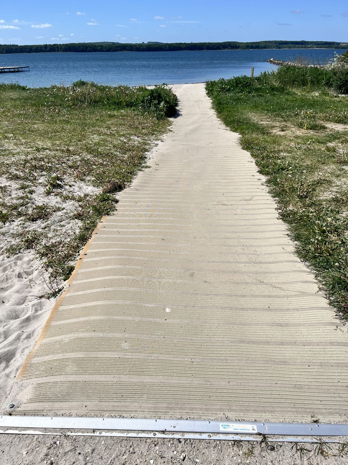 Rampe ned til stranden