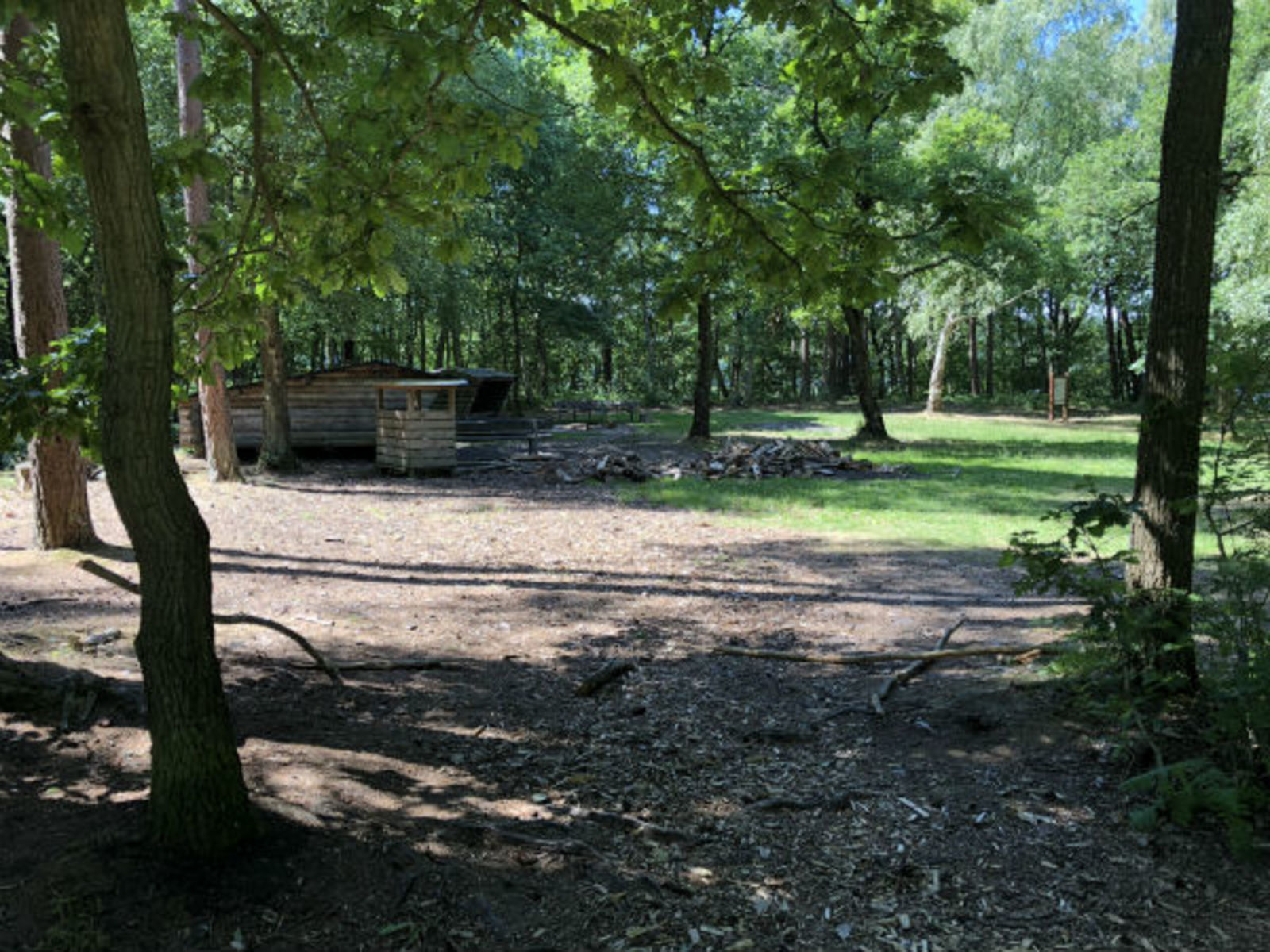 De Små Fisk – telt- og Shelterplads for folk der færdes på og ved Gudenåen. – miniature 2