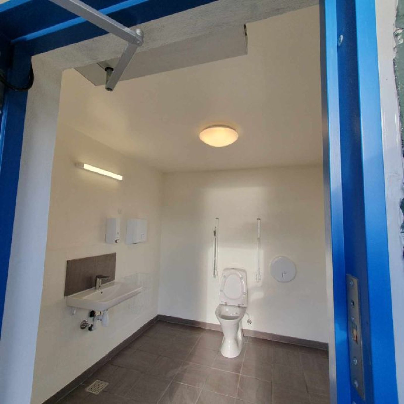 Toilet