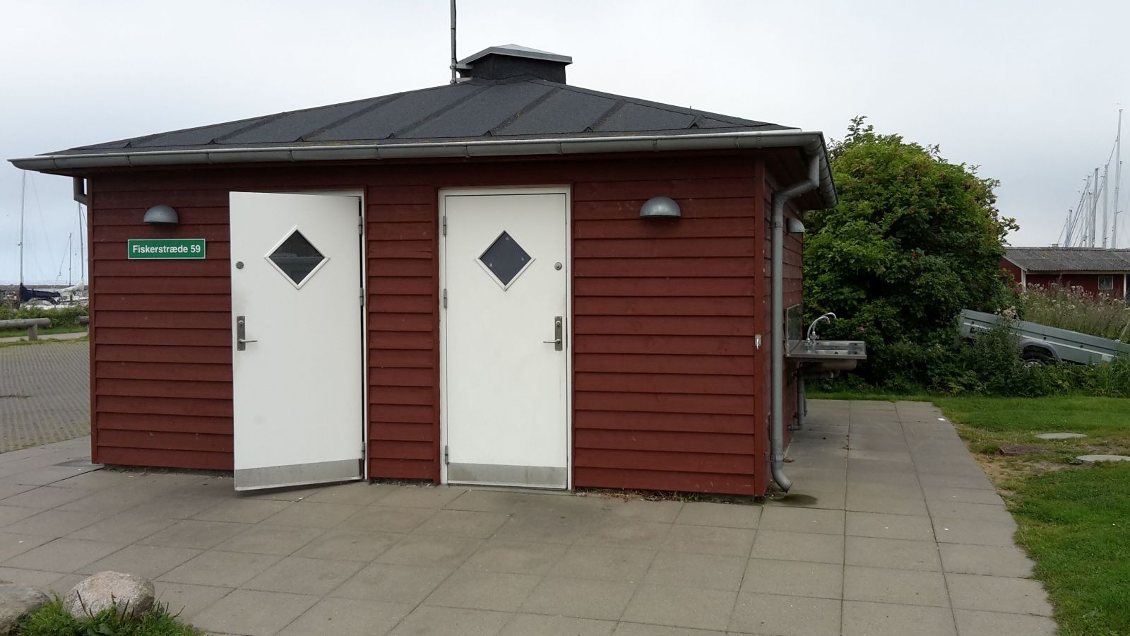 Billede af toiletbygning