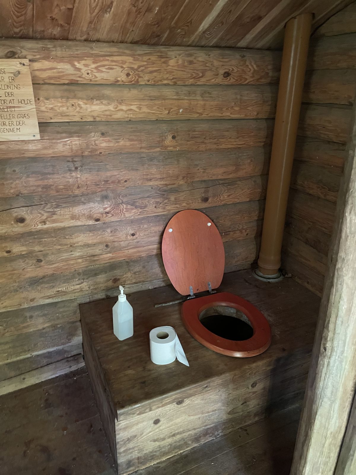 Multtoilet indfra