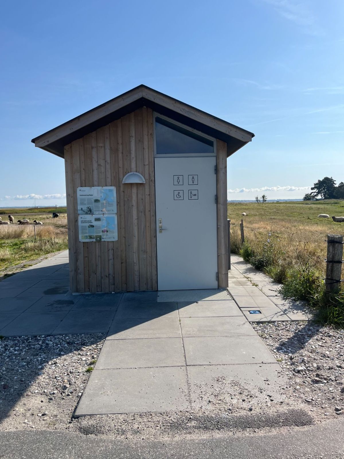Toiletbygning