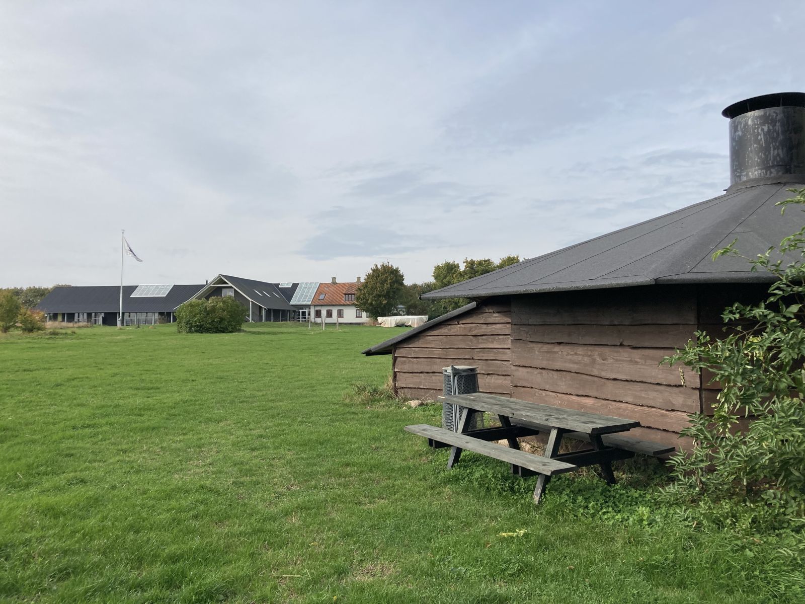 Shelter & Naturlejrplads på Strynø - Øhavets Smakkecenter – miniature 1