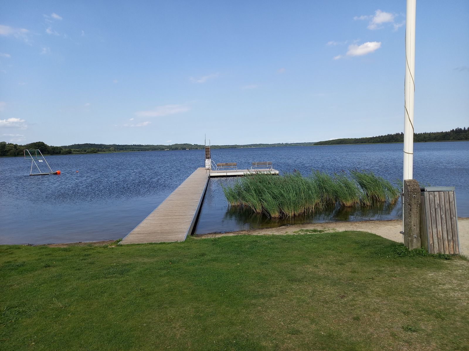 Billede af badebroen