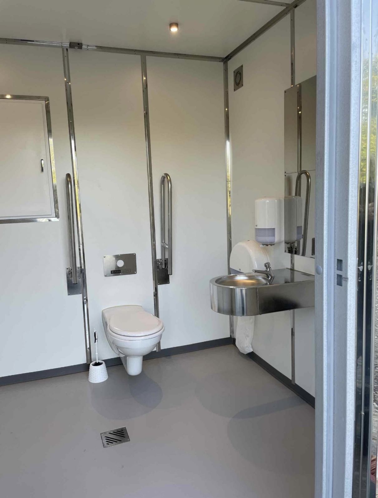 Der er nyt toilet og håndvask