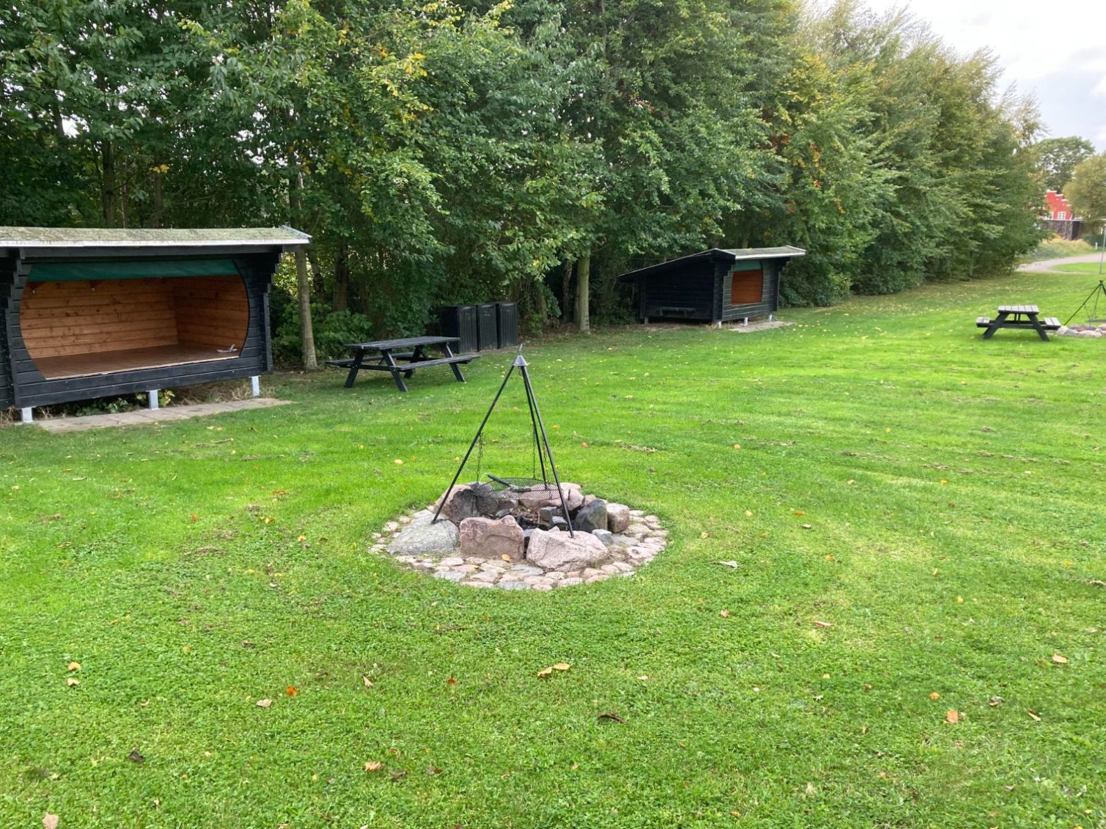 Skal bookes ved bookenshelter.dk