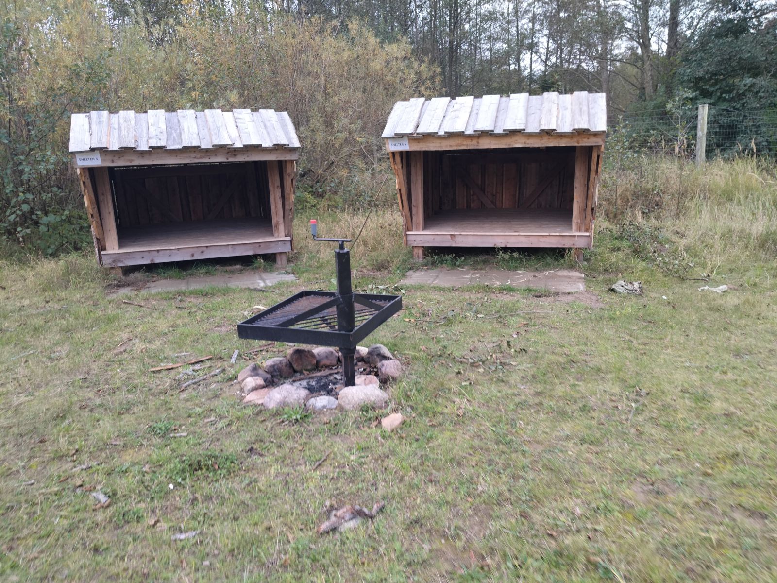 Billede af shelter 5 og 6 