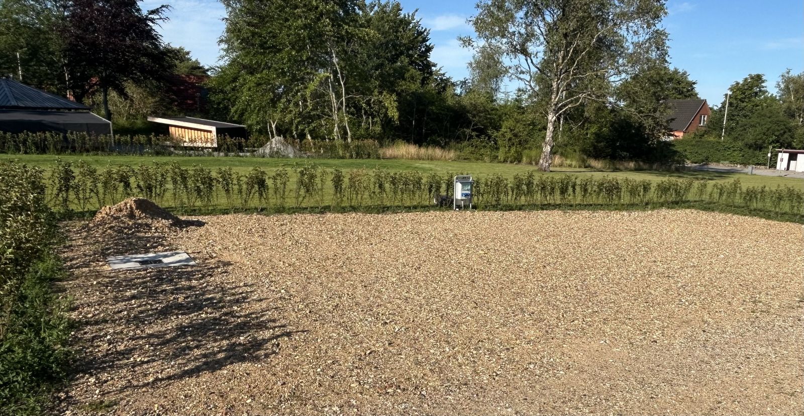 Autocamperplads med tømmerist og el (3-4 campere)