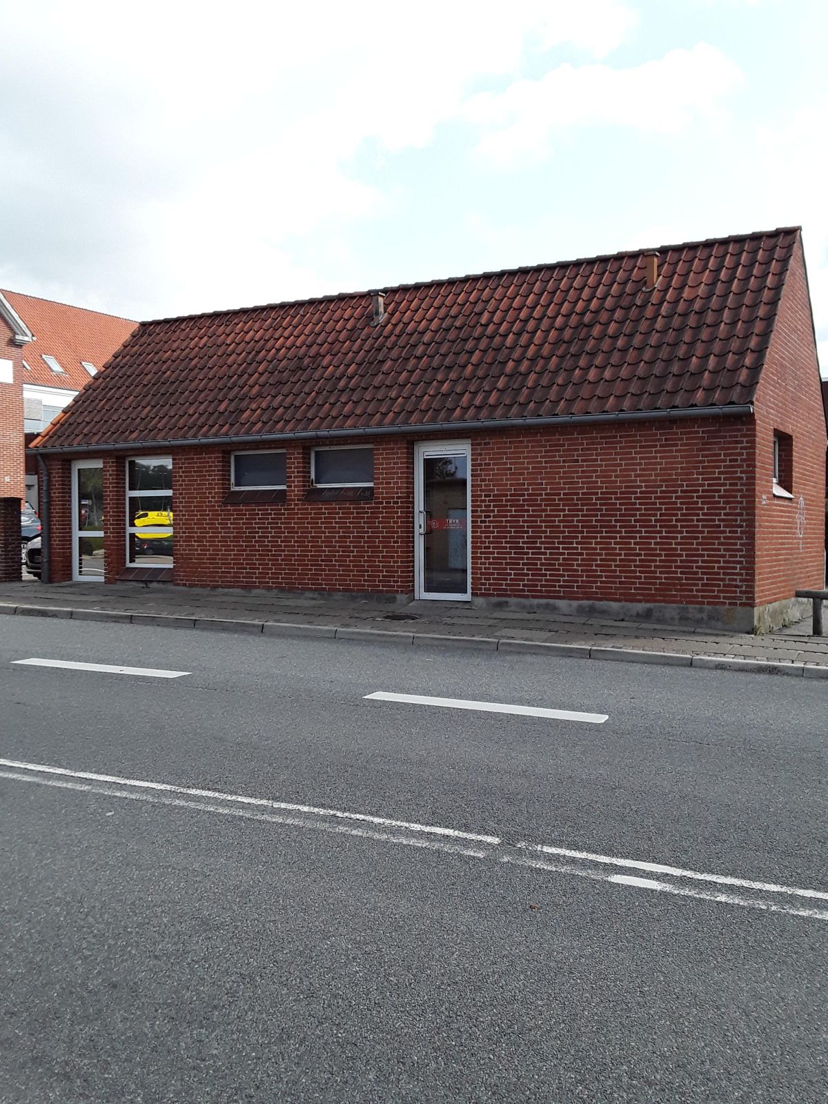 Handicapvenligt toilet via egen indgang
