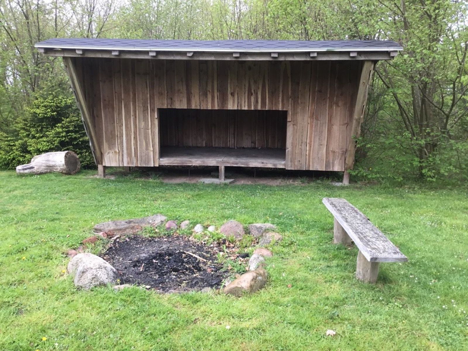 Jernved shelter – miniature 1