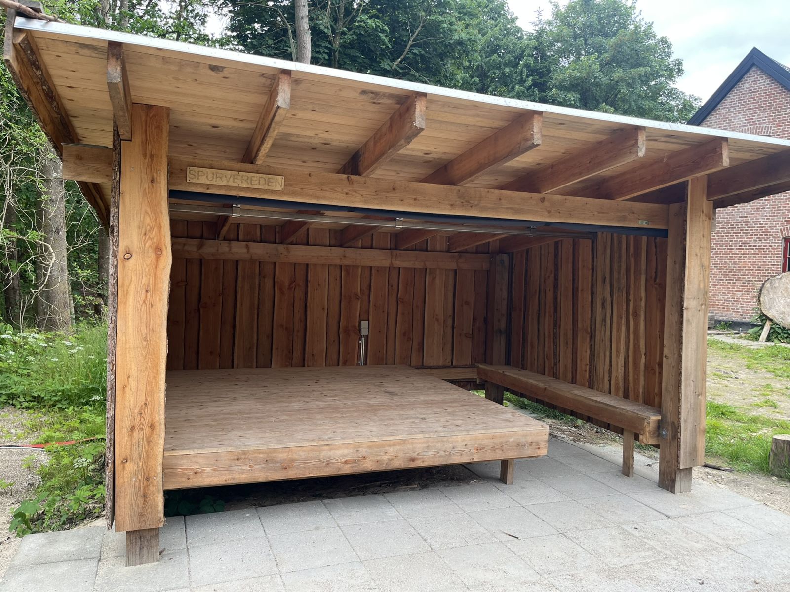 Handicap- og familievenligt shelter