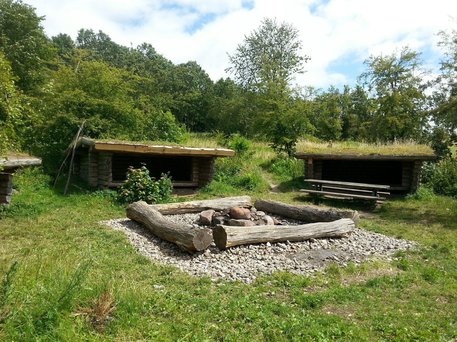 Kårup skov, shelter – miniature 3