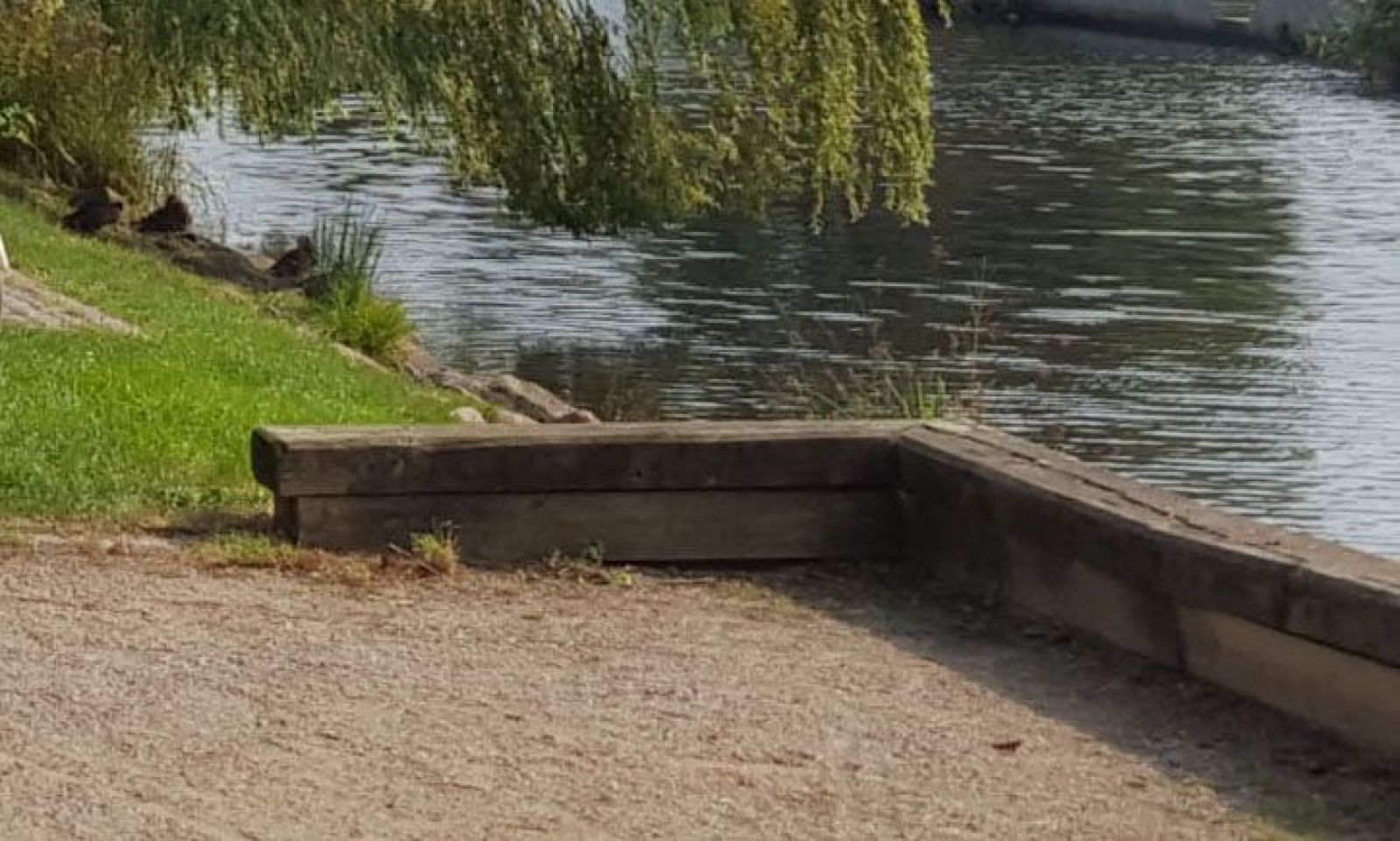 Platform til fiskeri i Køge Å