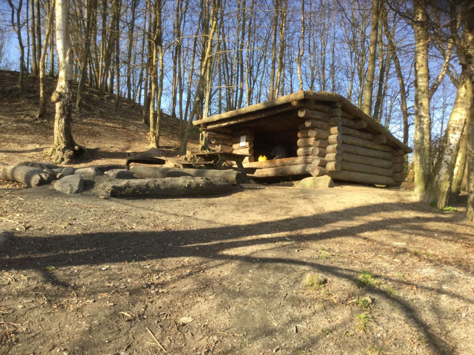 Shelter i Hørhaven på bakken – miniature 1
