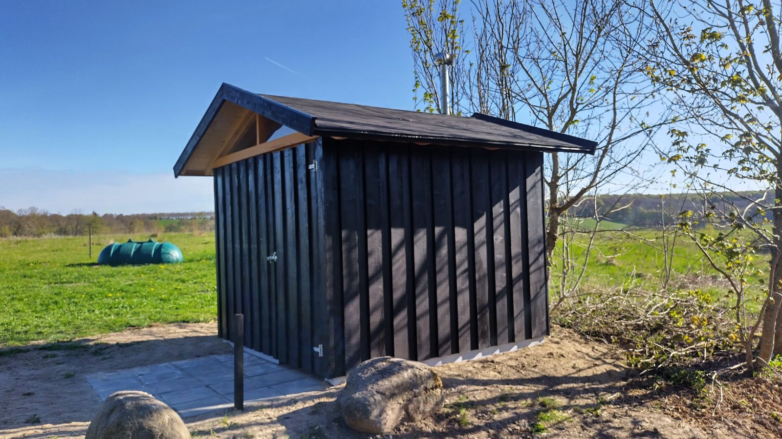 Toilettet set udefra