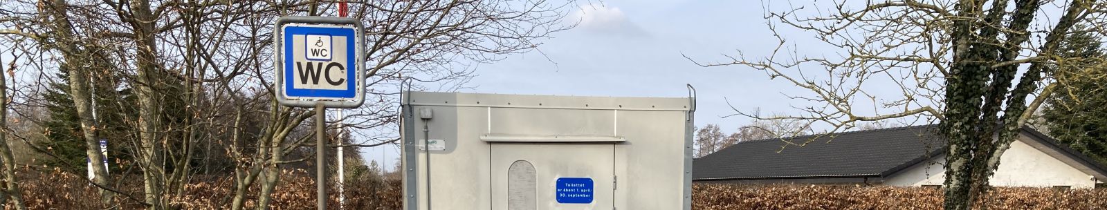 Toilettet på Linien 2 i Haarby er et handicapptoilet. Toilettet er vinterlukket 1/10-31/3.