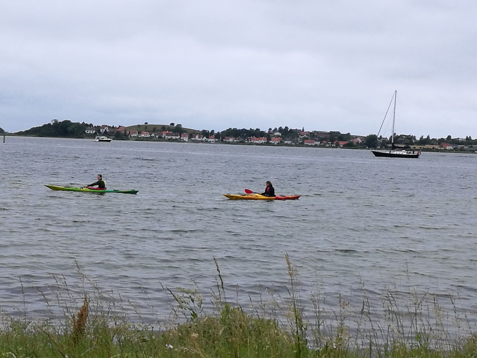 Kajakker ved Bjørnø