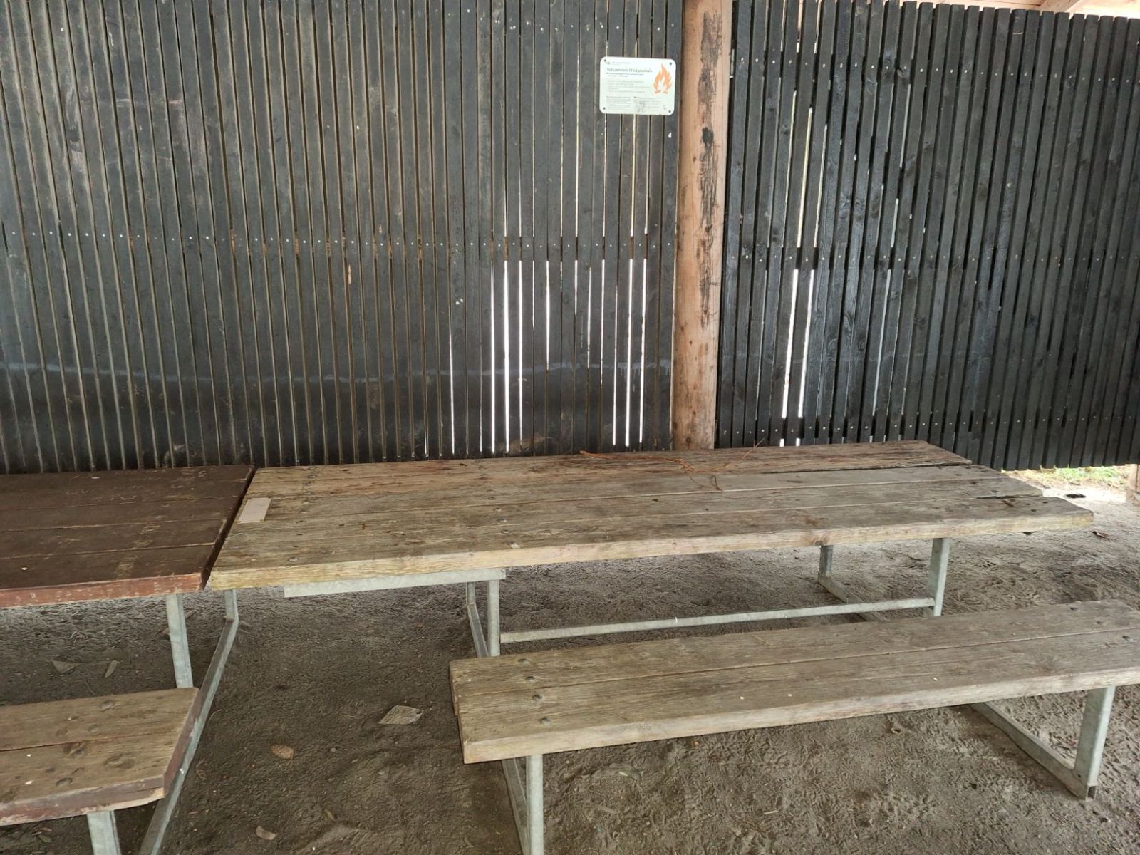 Et af de kørestolsvenlige bordebænkesæt