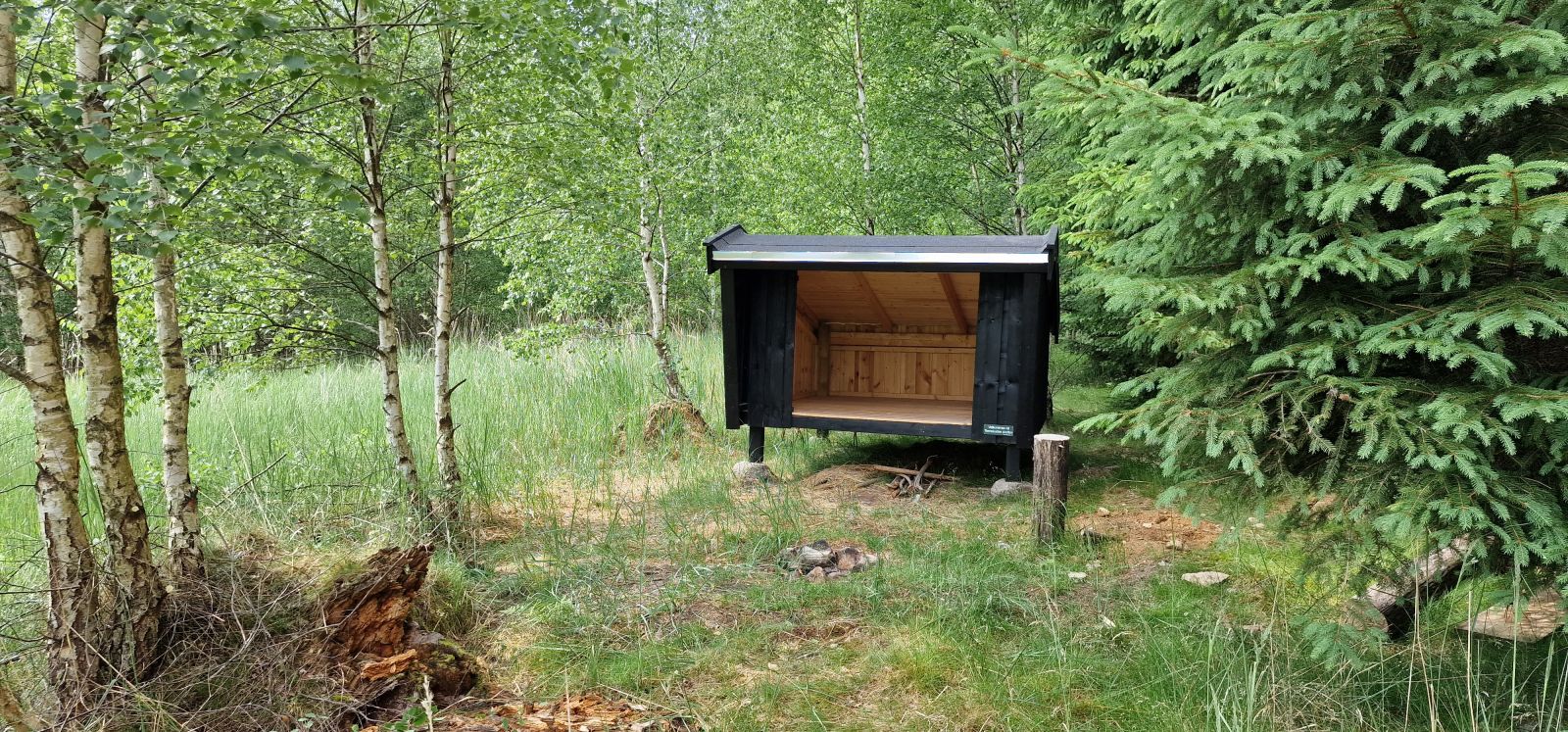 Tornskaden shelter – miniature 1