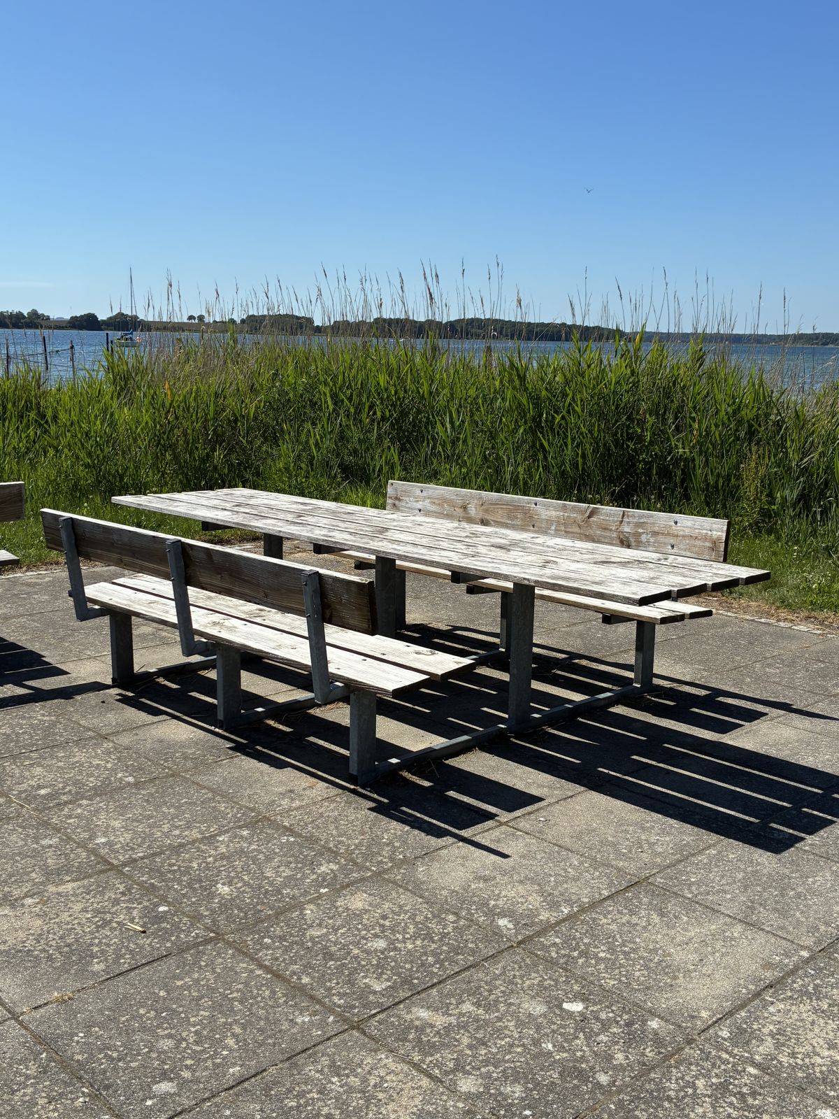 Bord/bænksæt på fliser