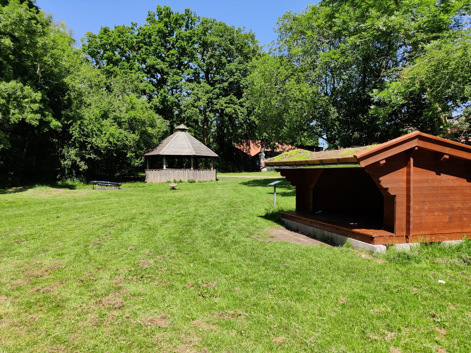 Hovedgård Lokalråds shelter – miniature 2