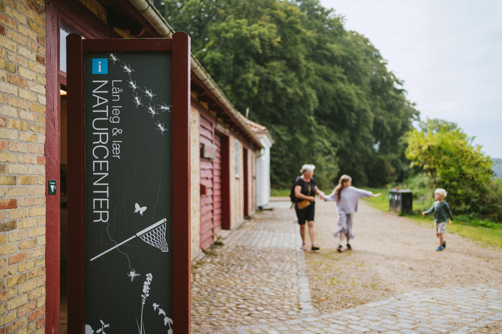 Indgangen til Naturcenter Trelde Næs