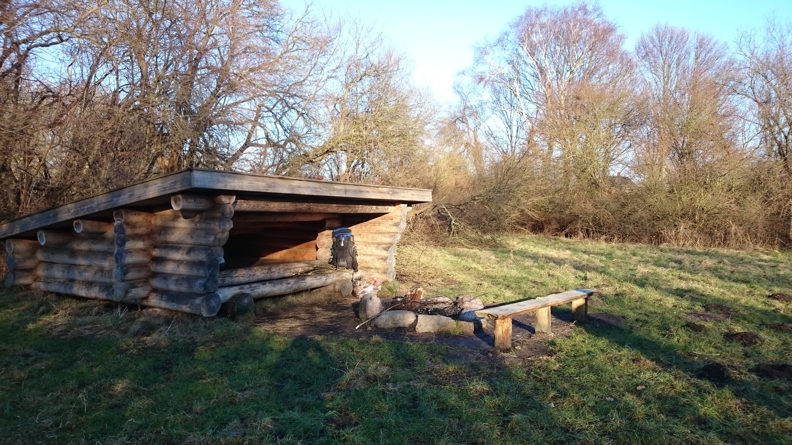 Bastrupstien, shelter ved Bastrup Sø                       – miniature 2