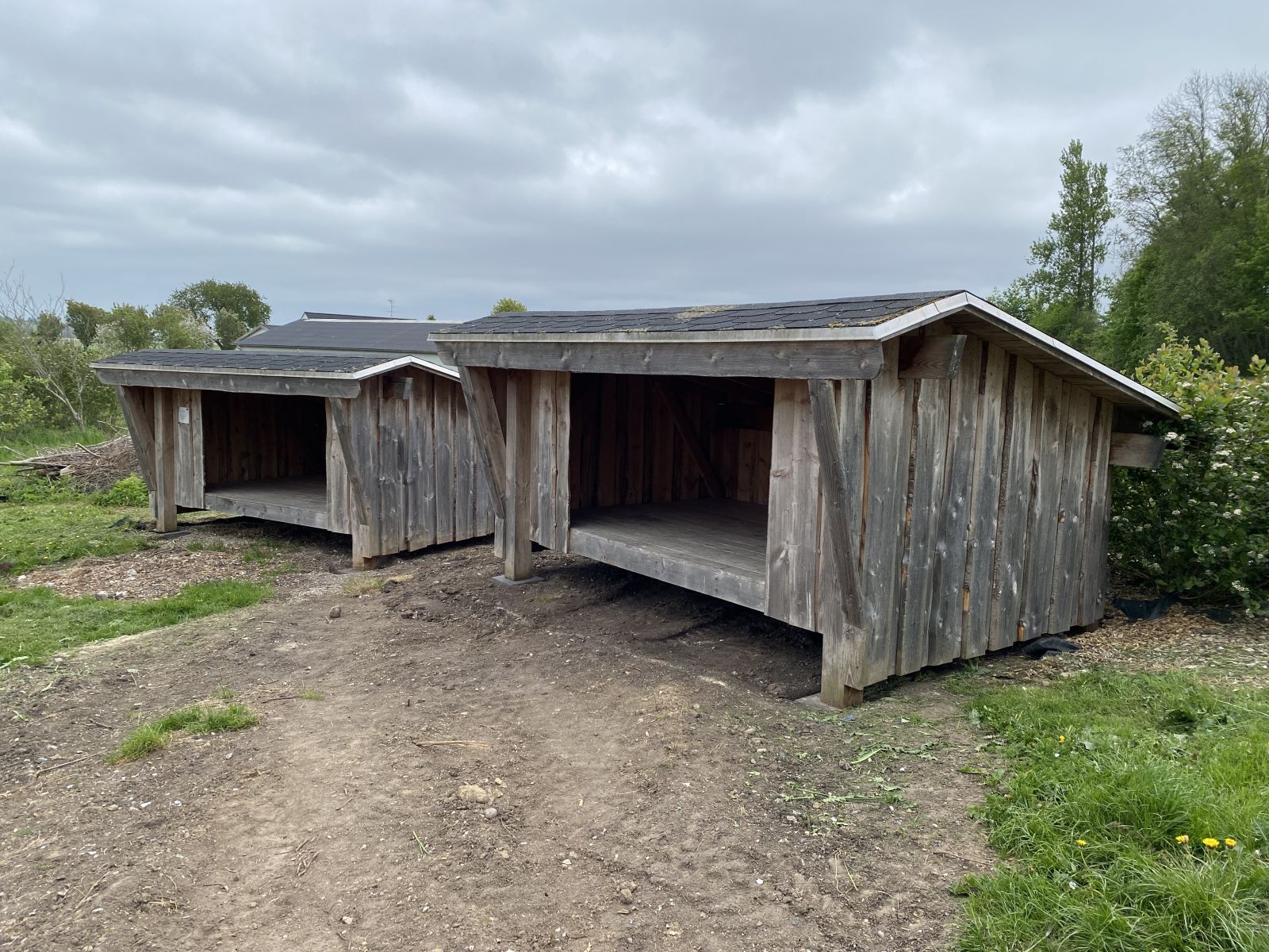 De to små sheltere på "Fælleren"