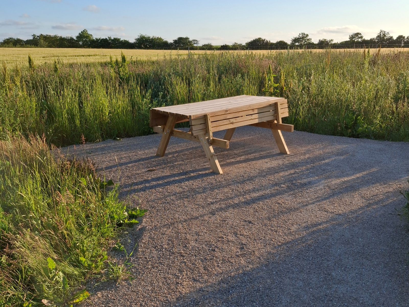 Borde/bænke ved udsigtspunktet