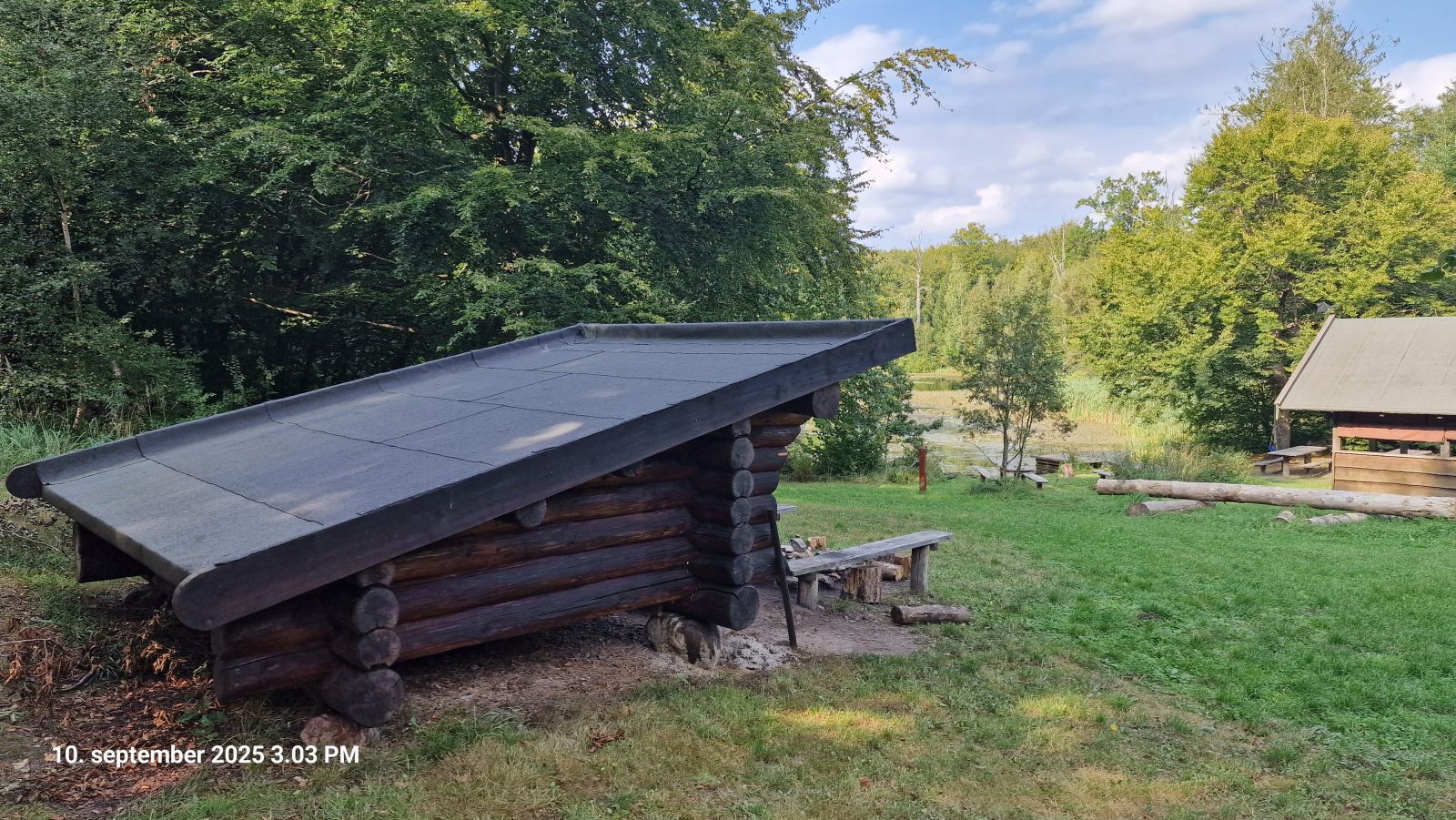 Shelter bagfra