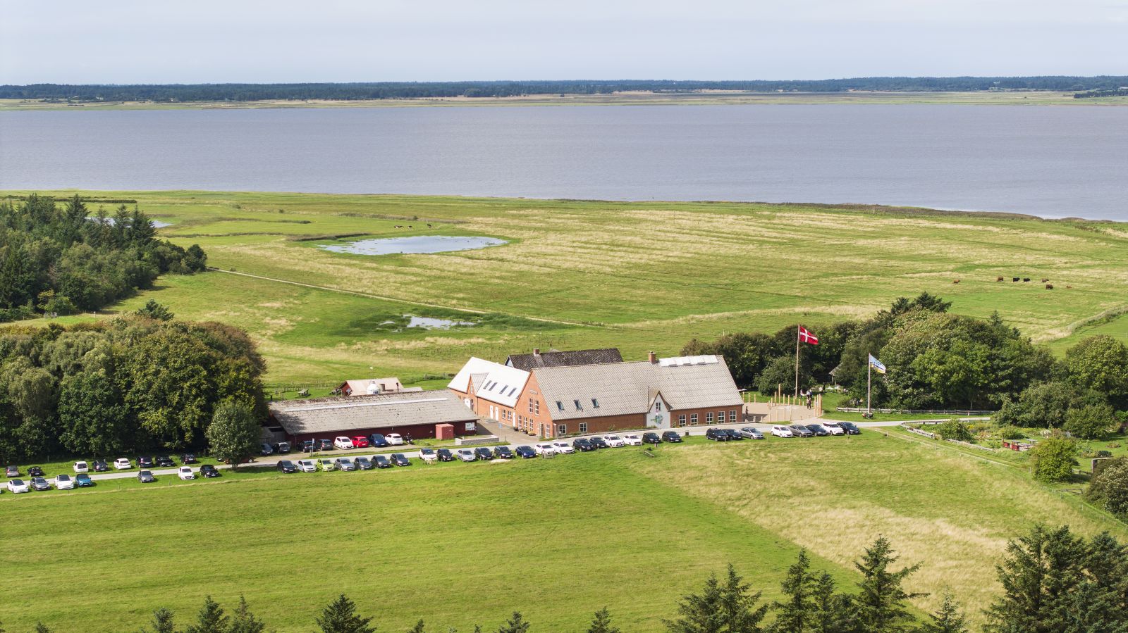 Luftfoto af Myrthuegård