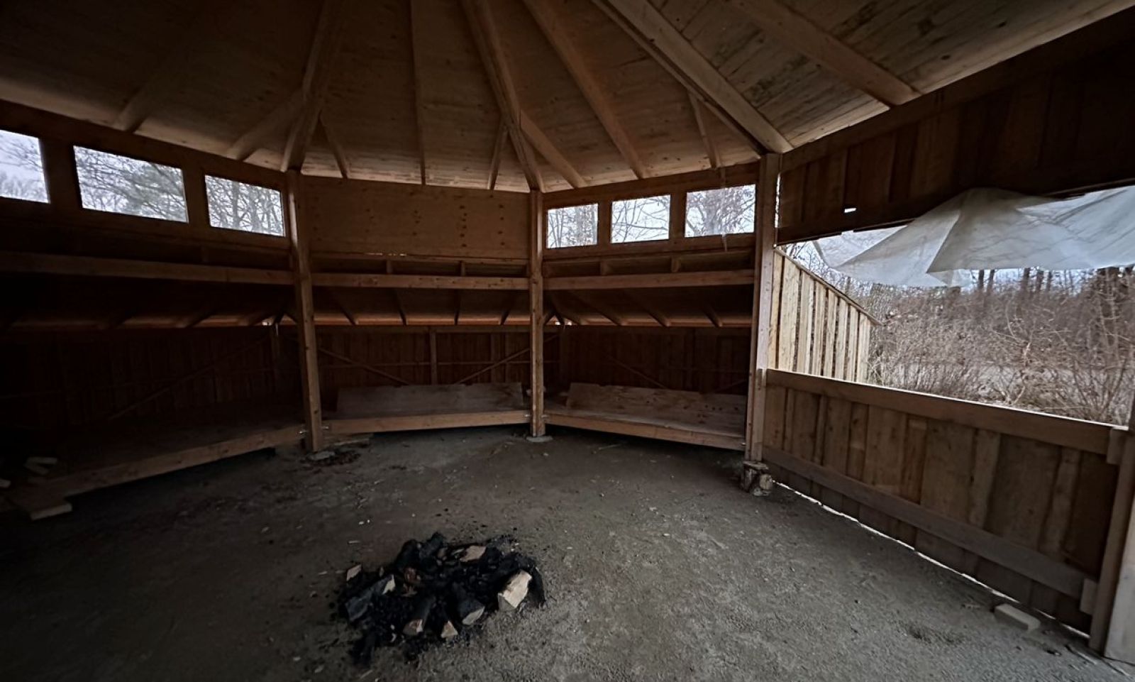 Shelter, 661 – miniature 2