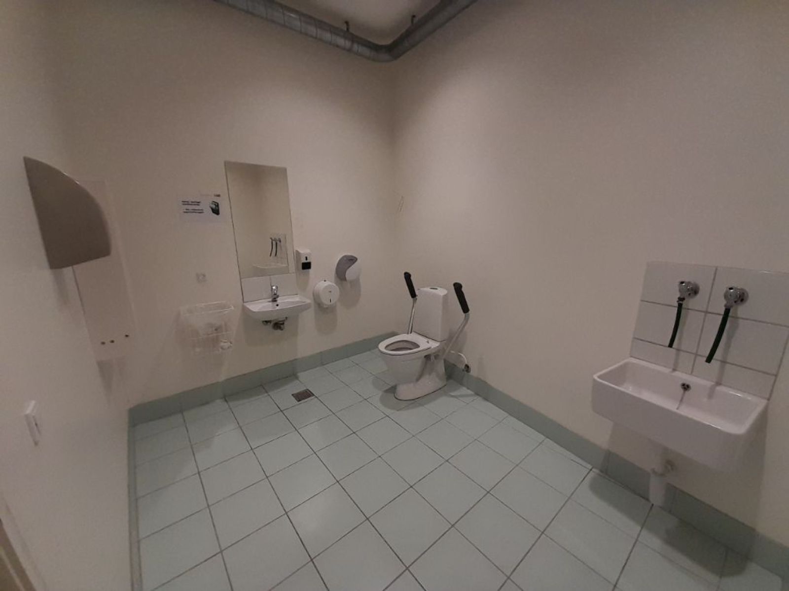 Indretningen på toilettet. 