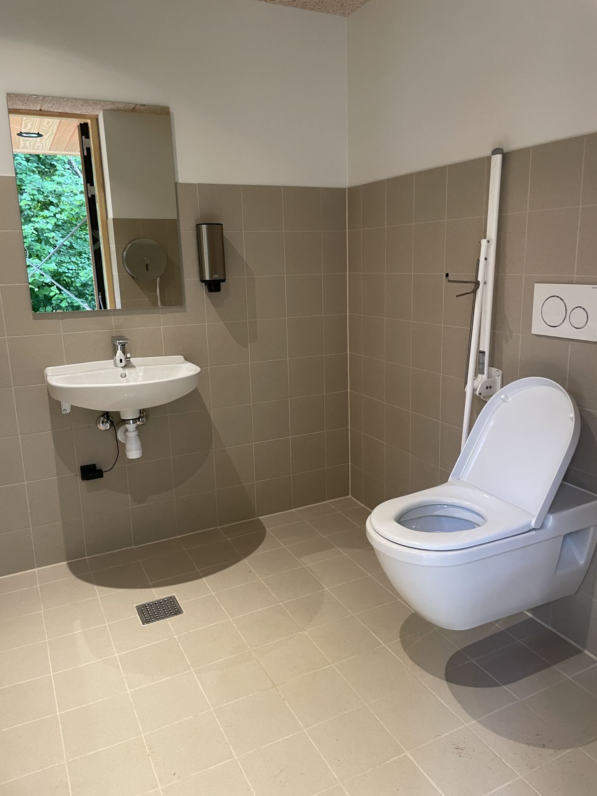 Handicaptoilet ved Skimminghøj Bådhus og Teltplads