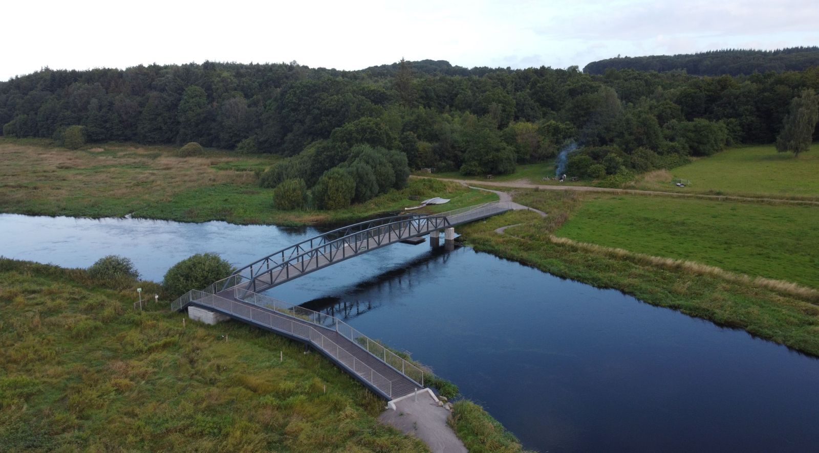Dronefoto af Kjællinghøl Broen