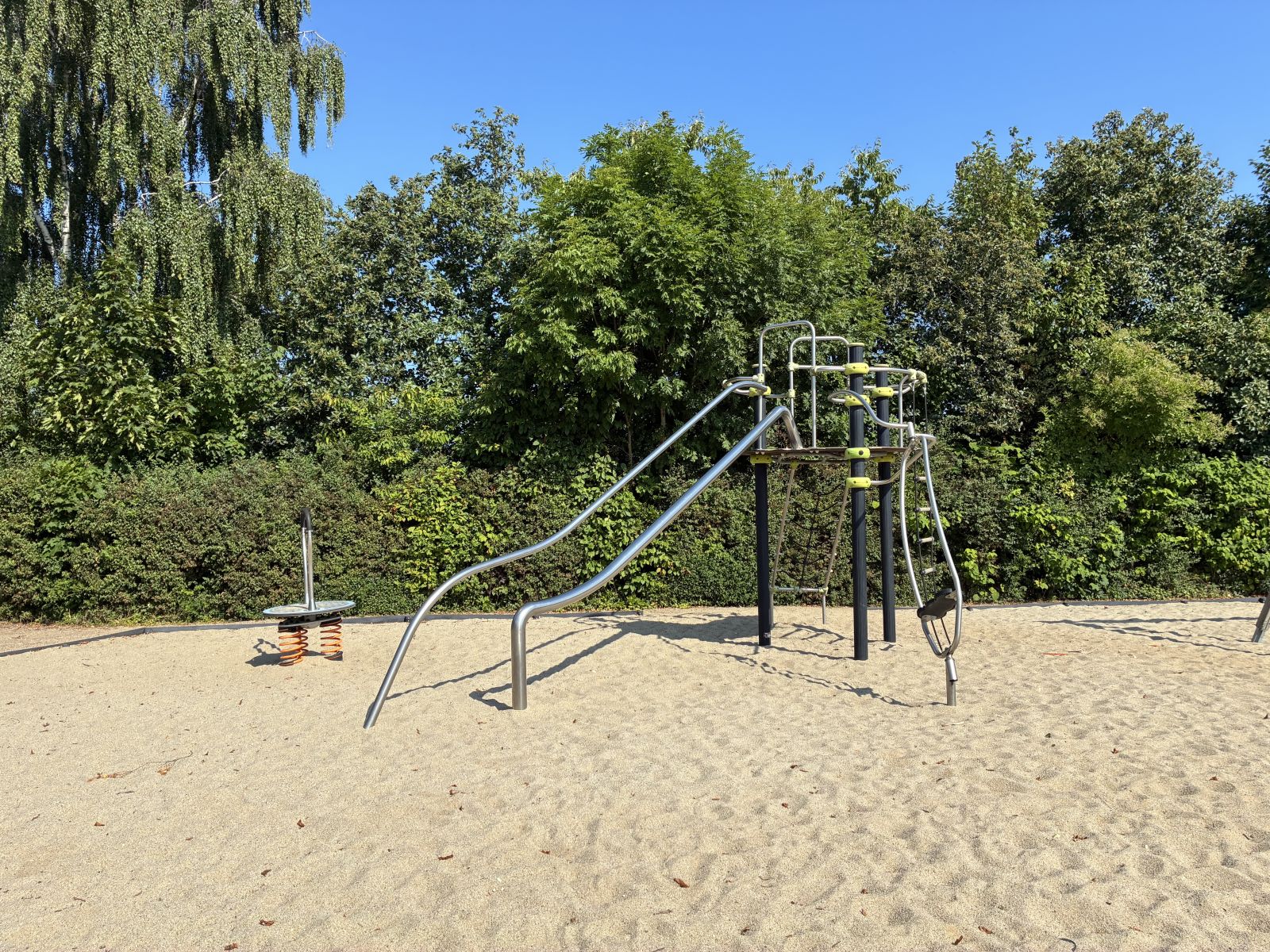 Legeredskaber i sand