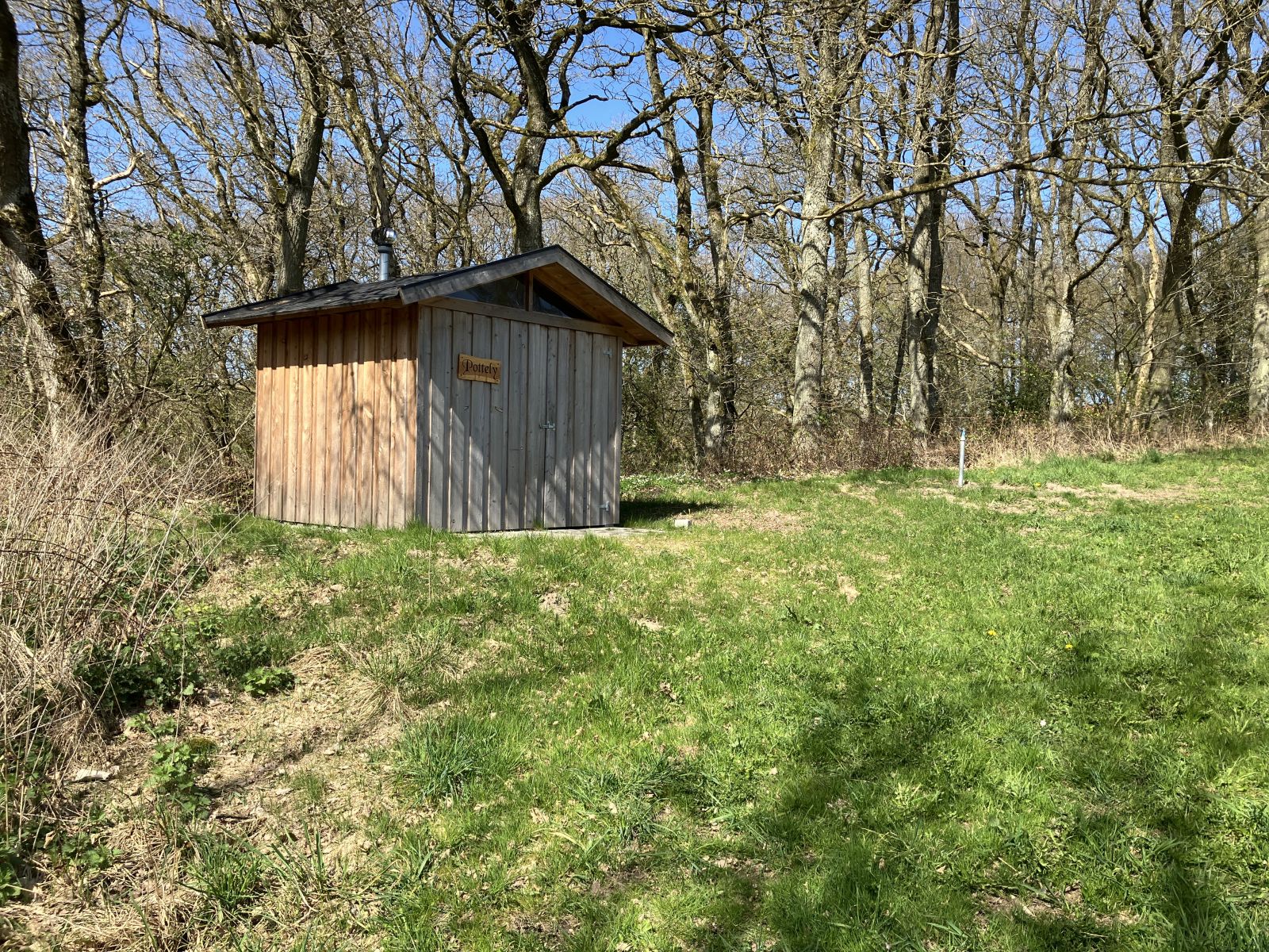 Toilet ved Futdalen shelterplads, shelter in Denmark