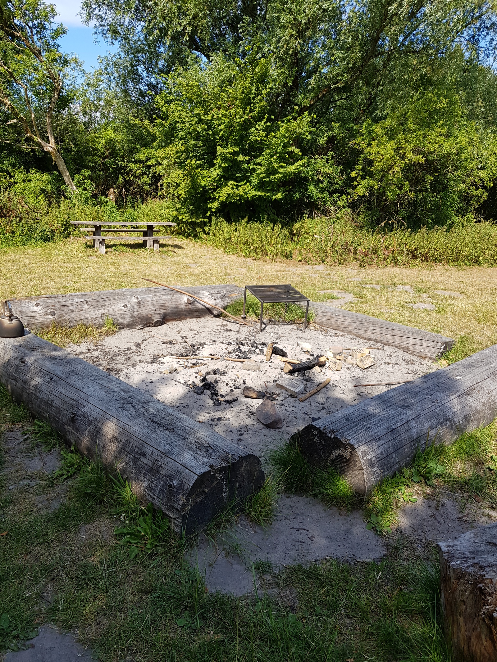 Tved ved shelter i Sårup, shelter in Denmark