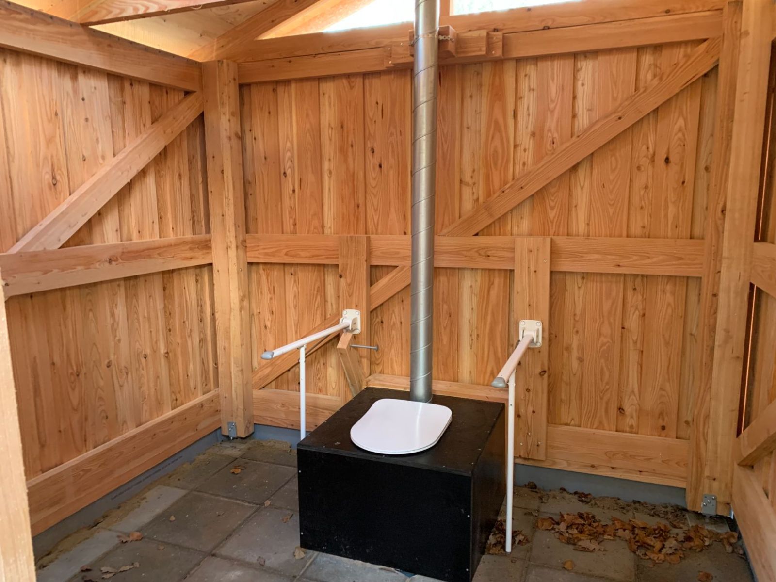 Muldtoilet - inde