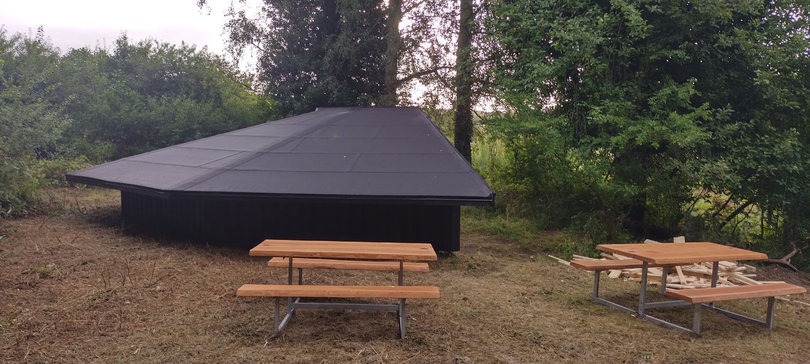 Shelter set fra siden