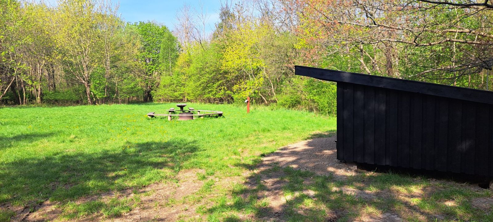Vestskoven, shelter ved Bymosevej                              – miniature 3